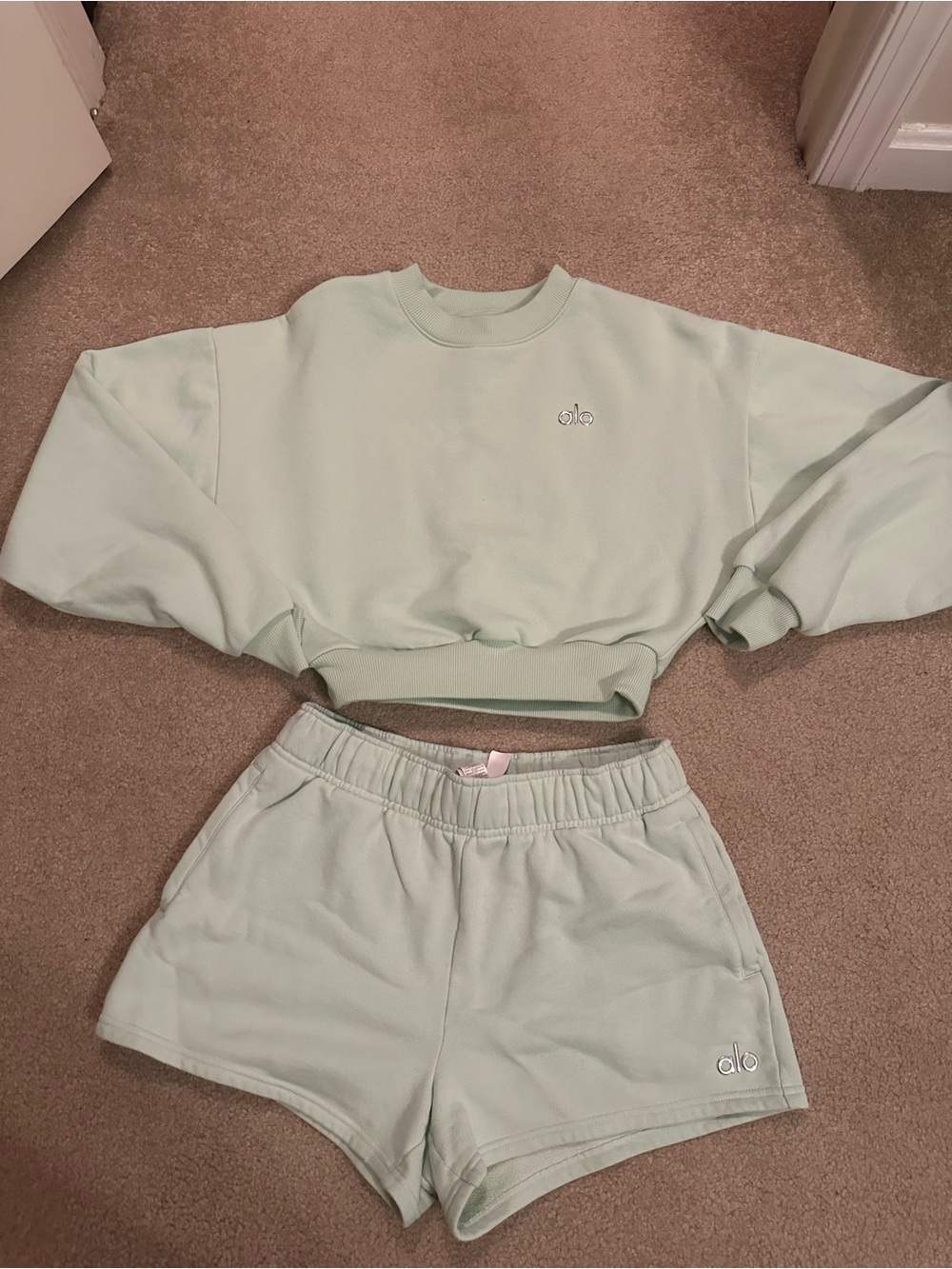 ALO Yoga Mint Cropped Sweatshirt and Shorts Set